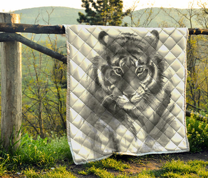 Monochrome Watercolor White Tiger Print Quilt