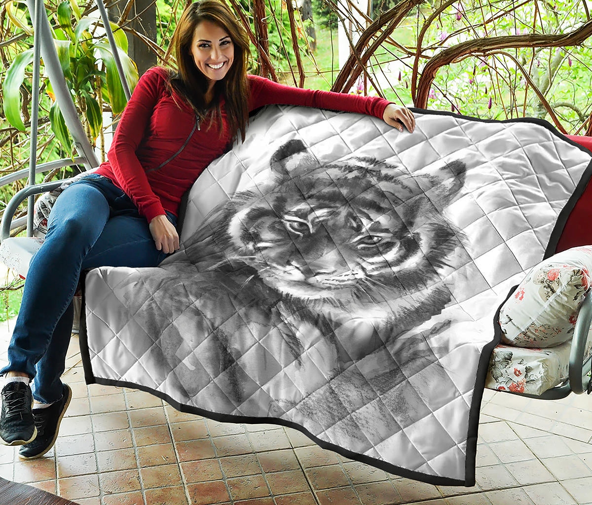 Monochrome Watercolor White Tiger Print Quilt