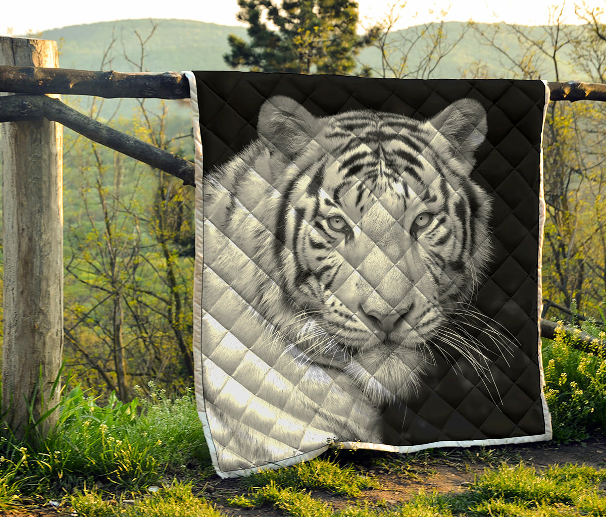 Monochrome White Bengal Tiger Print Quilt