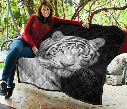 Monochrome White Bengal Tiger Print Quilt