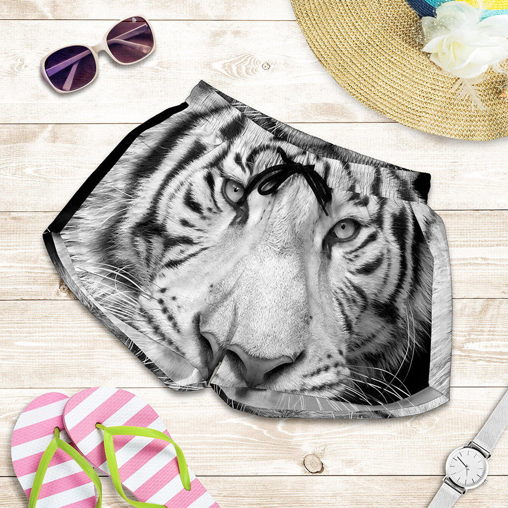 Monochrome White Bengal Tiger Print Women's Shorts