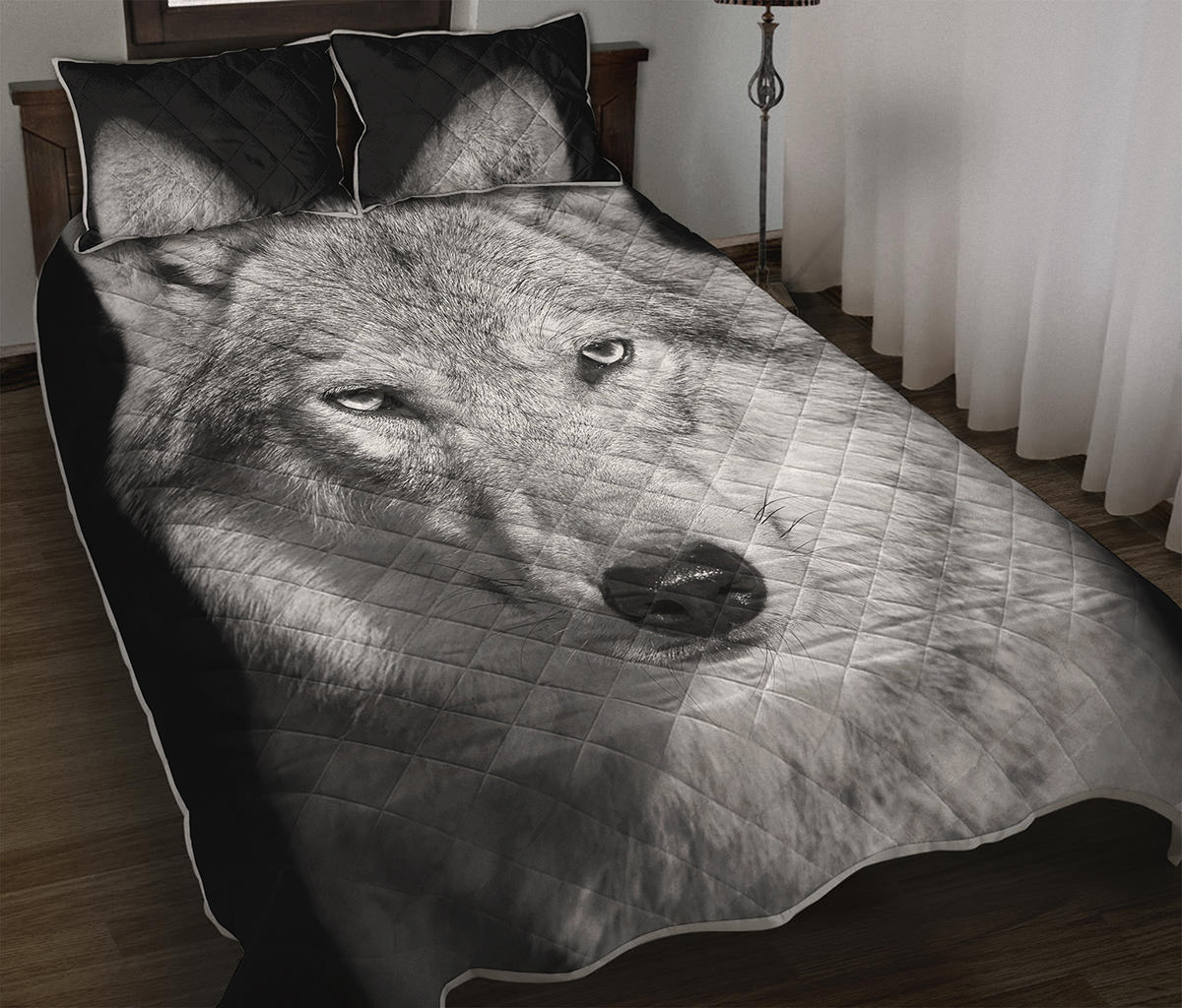 Monochrome Wolf Print Quilt Bed Set
