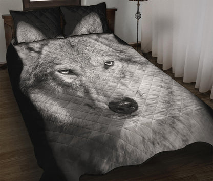 Monochrome Wolf Print Quilt Bed Set