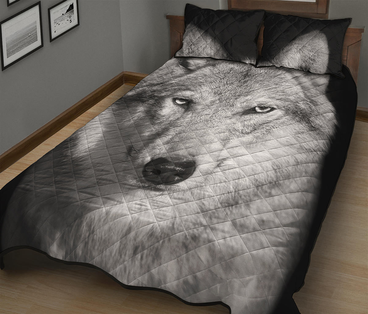 Monochrome Wolf Print Quilt Bed Set