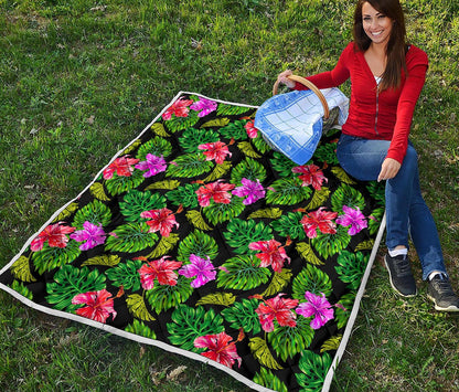 Monstera Hibiscus Hawaii Pattern Print Quilt