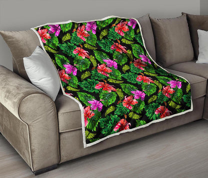 Monstera Hibiscus Hawaii Pattern Print Quilt
