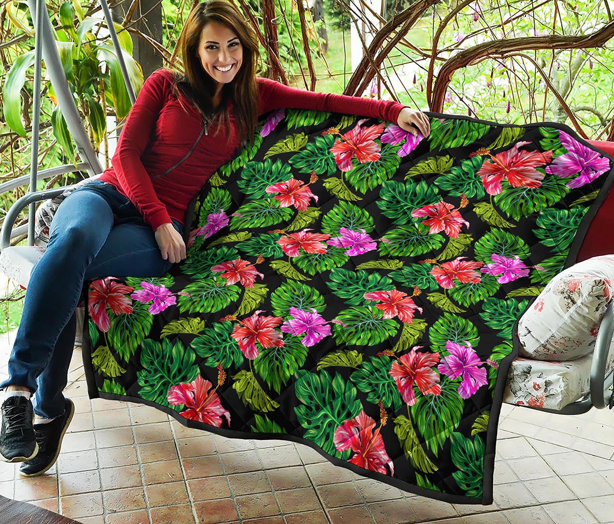 Monstera Hibiscus Hawaii Pattern Print Quilt