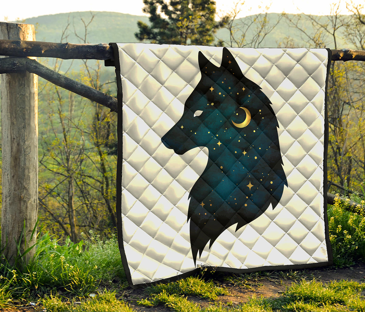 Moon And Stars Wolf Spirit Print Quilt