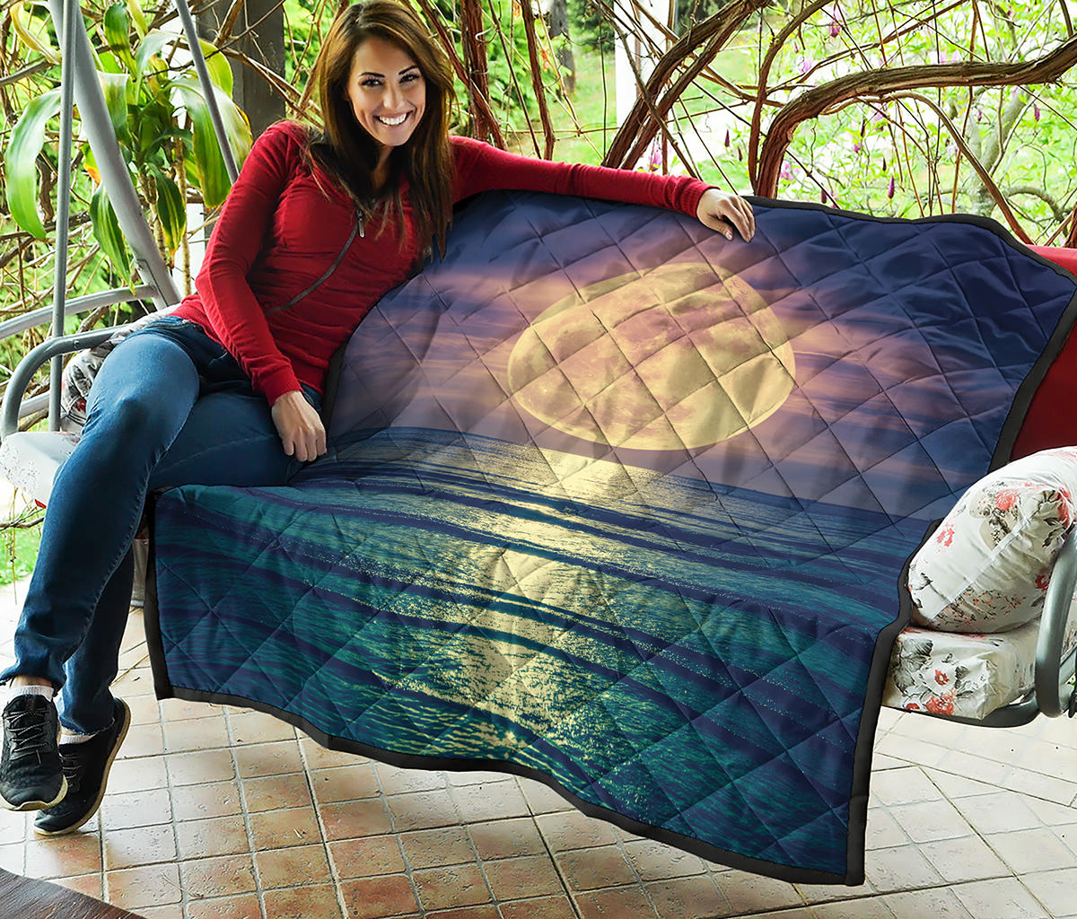 Moon Beach Print Quilt