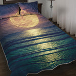 Moon Beach Print Quilt Bed Set