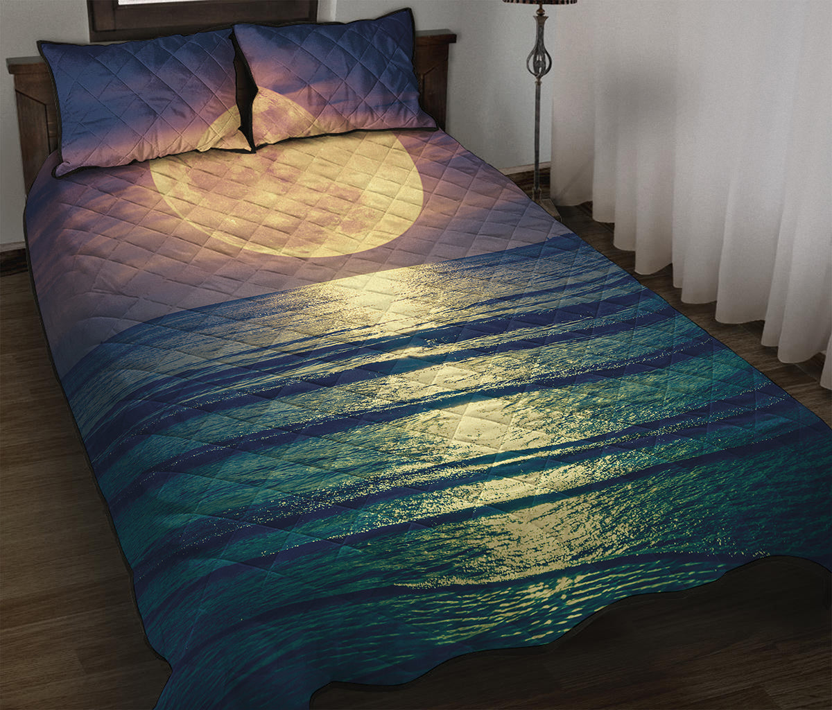 Moon Beach Print Quilt Bed Set
