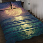 Moon Beach Print Quilt Bed Set
