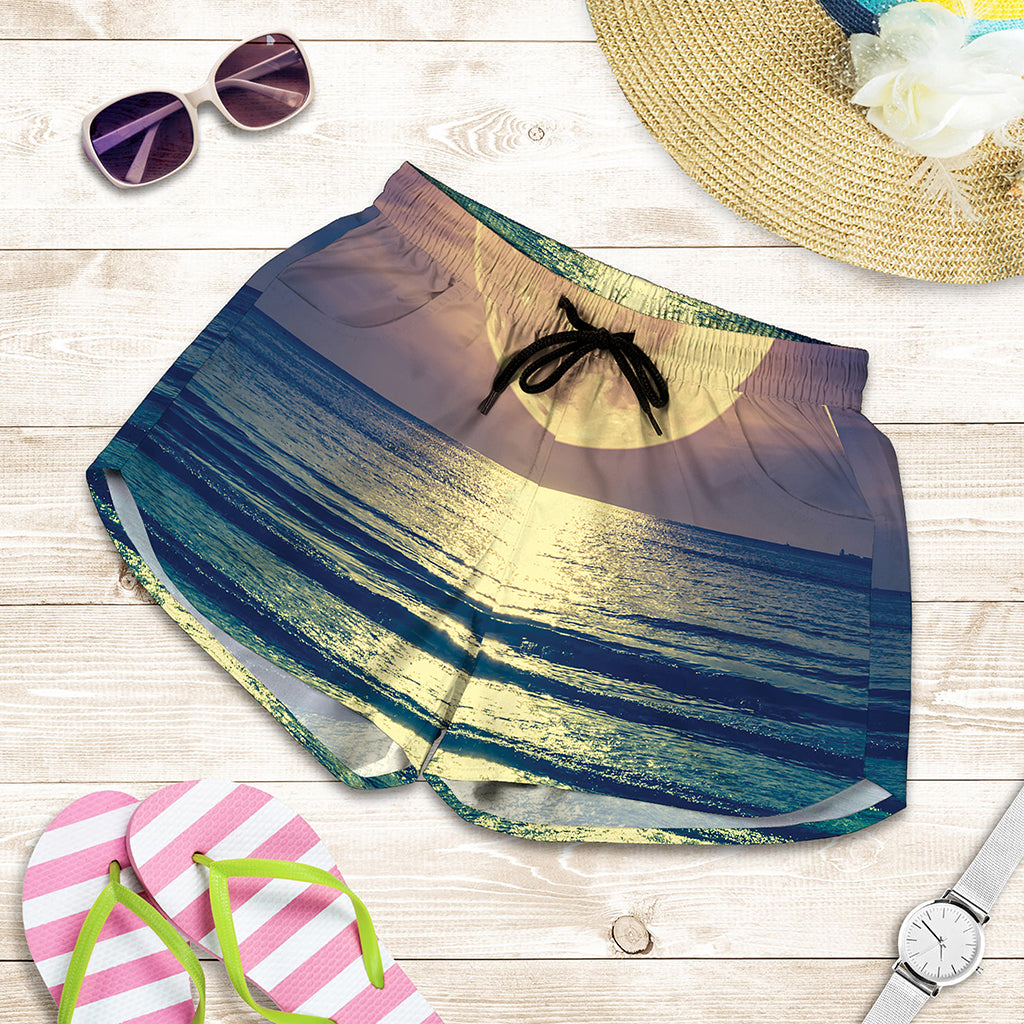 Moon Beach Print Women's Shorts