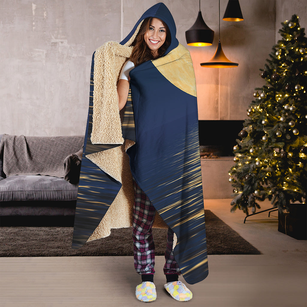 Moonlight On The Sea Print Hooded Blanket