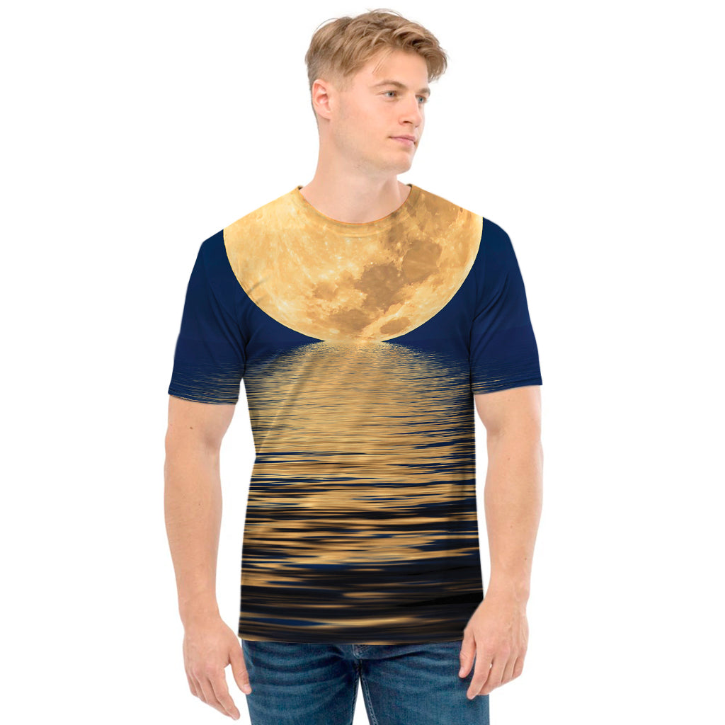 Moonlight On The Sea Print Men's T-Shirt