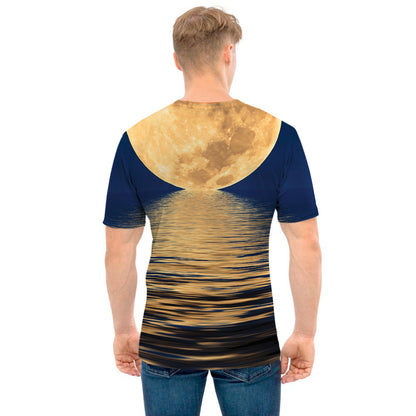 Moonlight On The Sea Print Men's T-Shirt