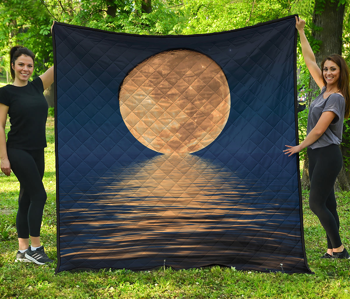 Moonlight On The Sea Print Quilt