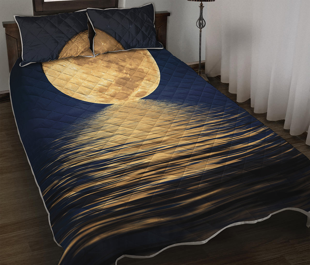 Moonlight On The Sea Print Quilt Bed Set