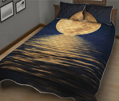 Moonlight On The Sea Print Quilt Bed Set
