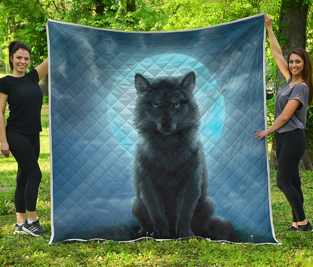 Moonlight Wolf Print Quilt