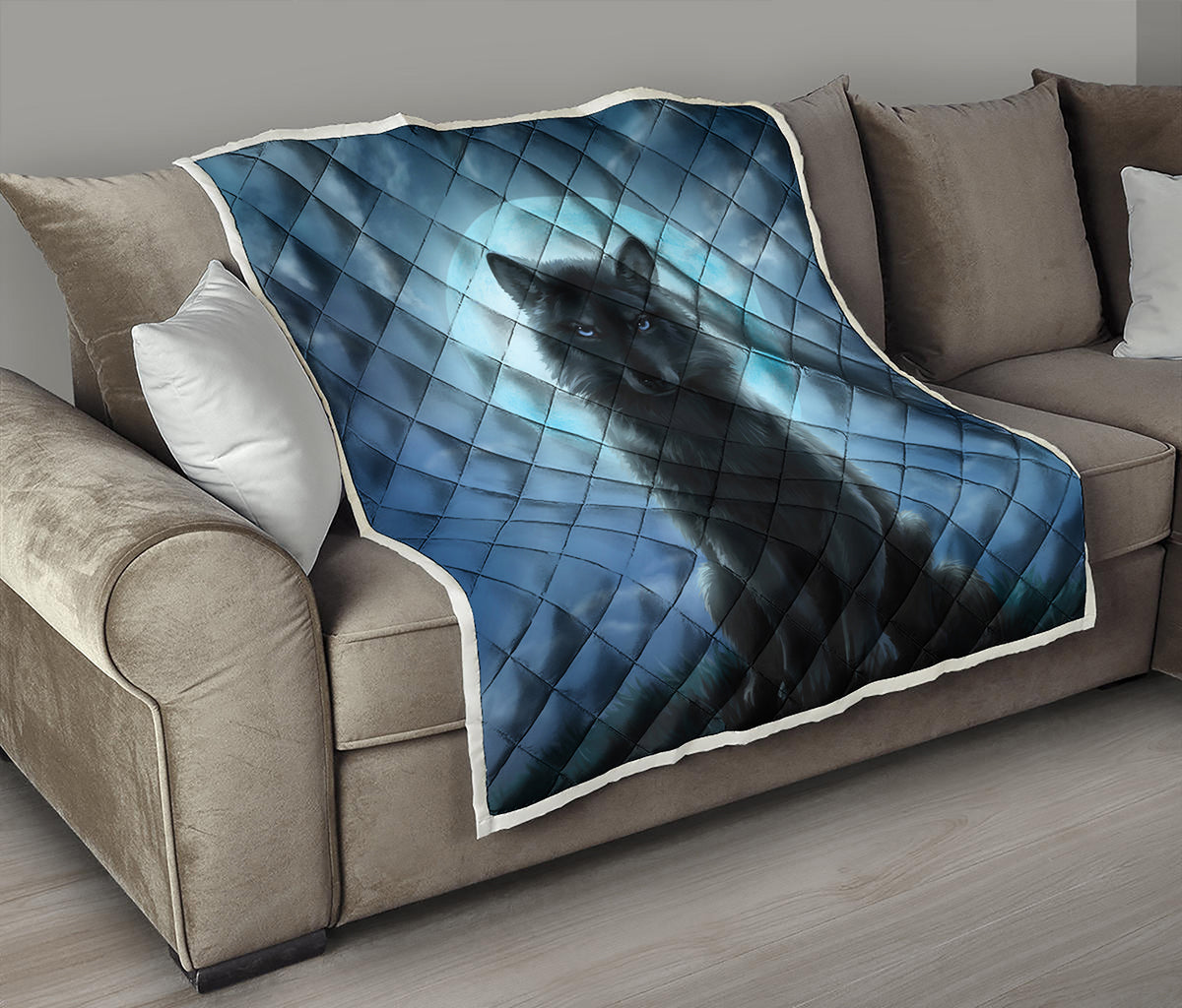 Moonlight Wolf Print Quilt