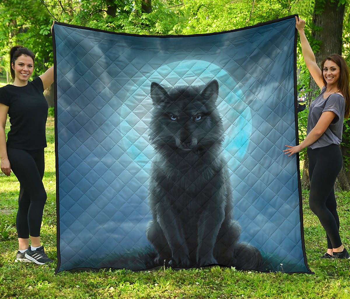 Moonlight Wolf Print Quilt