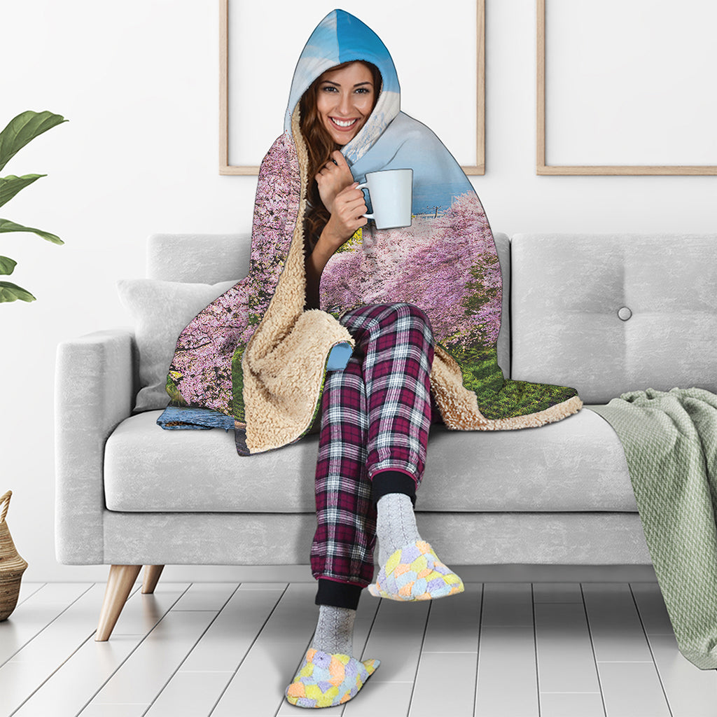Mount Fuji And Cherry Blossom Print Hooded Blanket