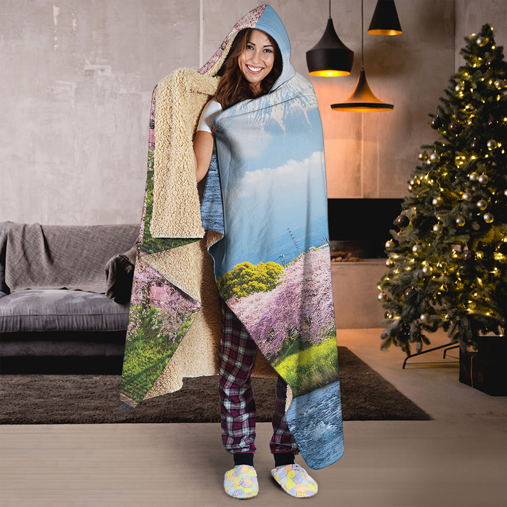 Mount Fuji And Cherry Blossom Print Hooded Blanket