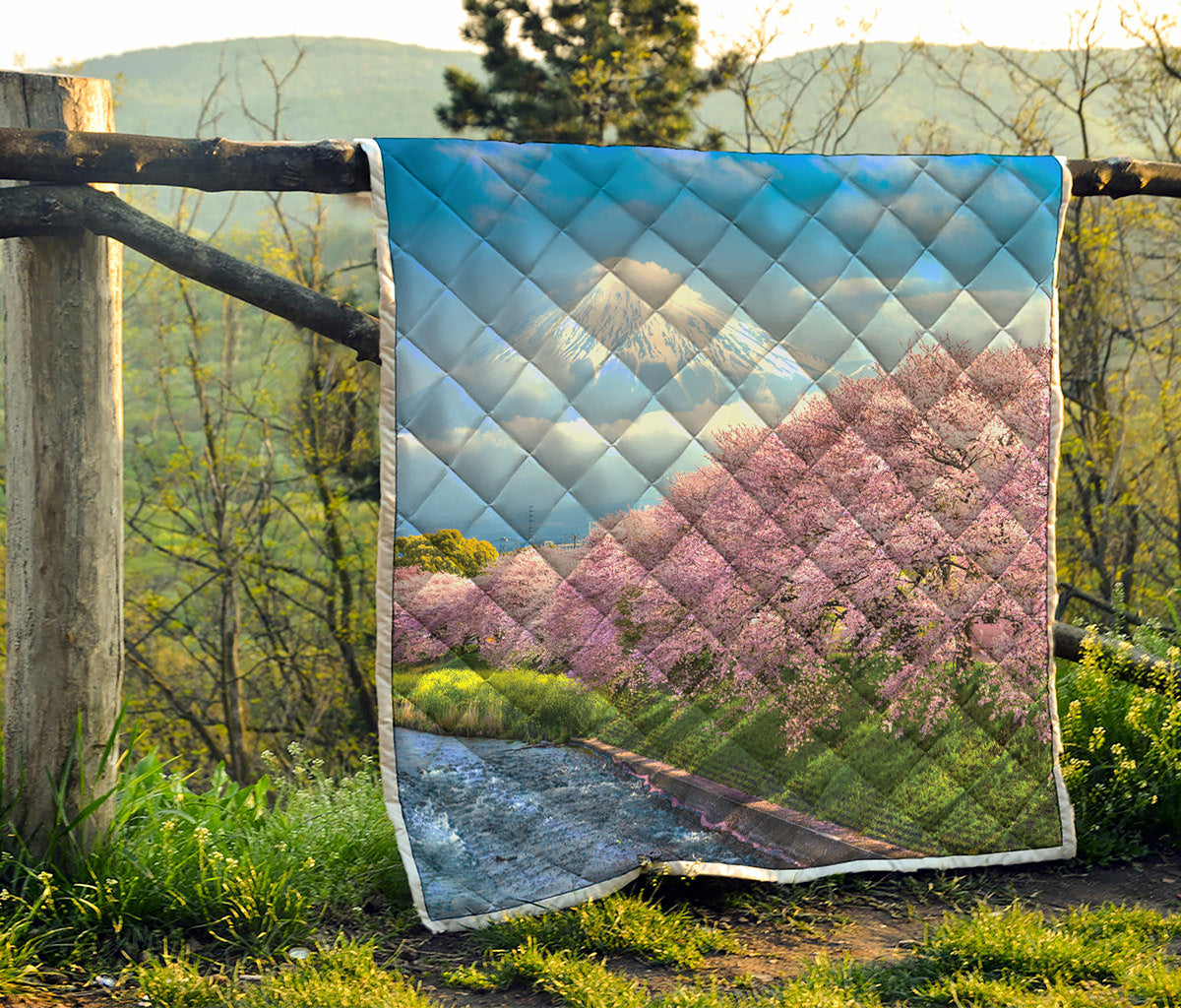 Mount Fuji And Cherry Blossom Print Quilt
