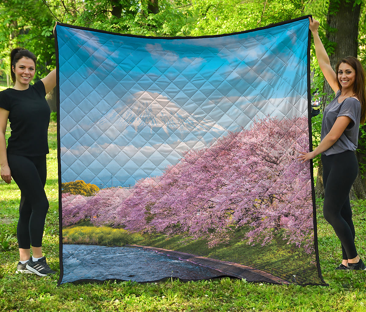 Mount Fuji And Cherry Blossom Print Quilt