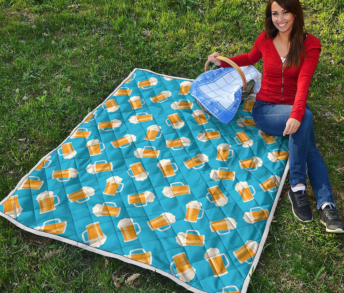 Mug Of Beer Pattern Print Quilt