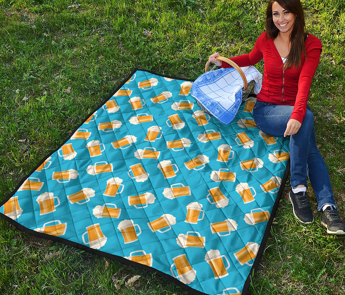 Mug Of Beer Pattern Print Quilt