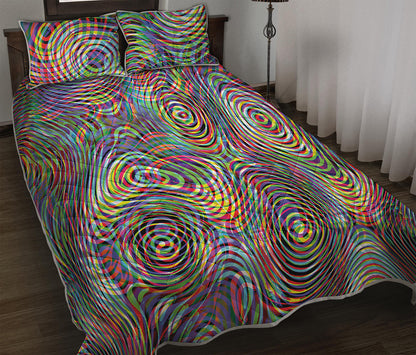 Multicolor Psychedelic Print Quilt Bed Set