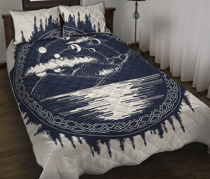 Mystical Lunar Phase Print Quilt Bed Set