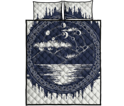 Mystical Lunar Phase Print Quilt Bed Set