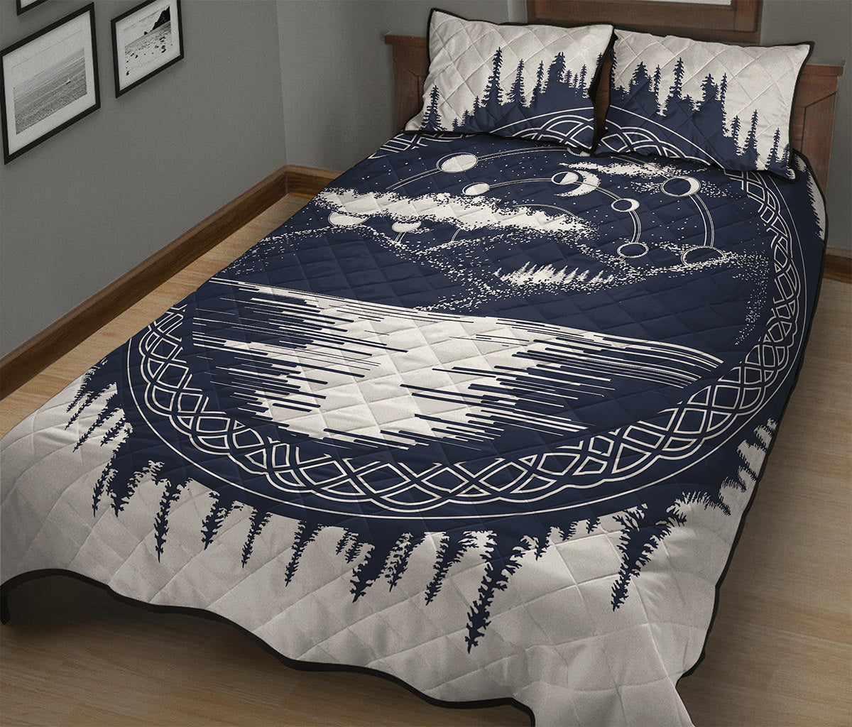 Mystical Lunar Phase Print Quilt Bed Set