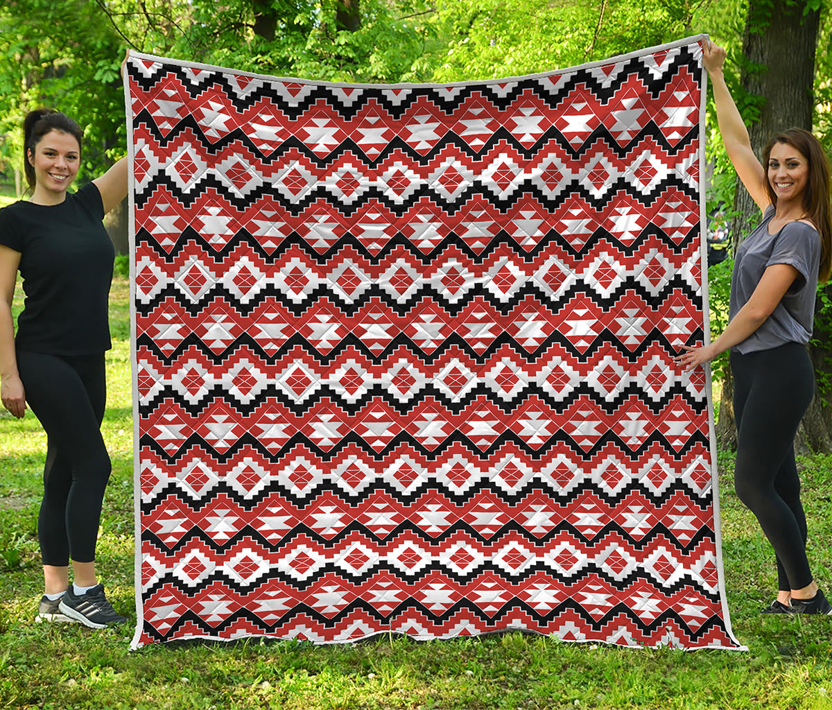 Native American Indian Pattern Print Quilt