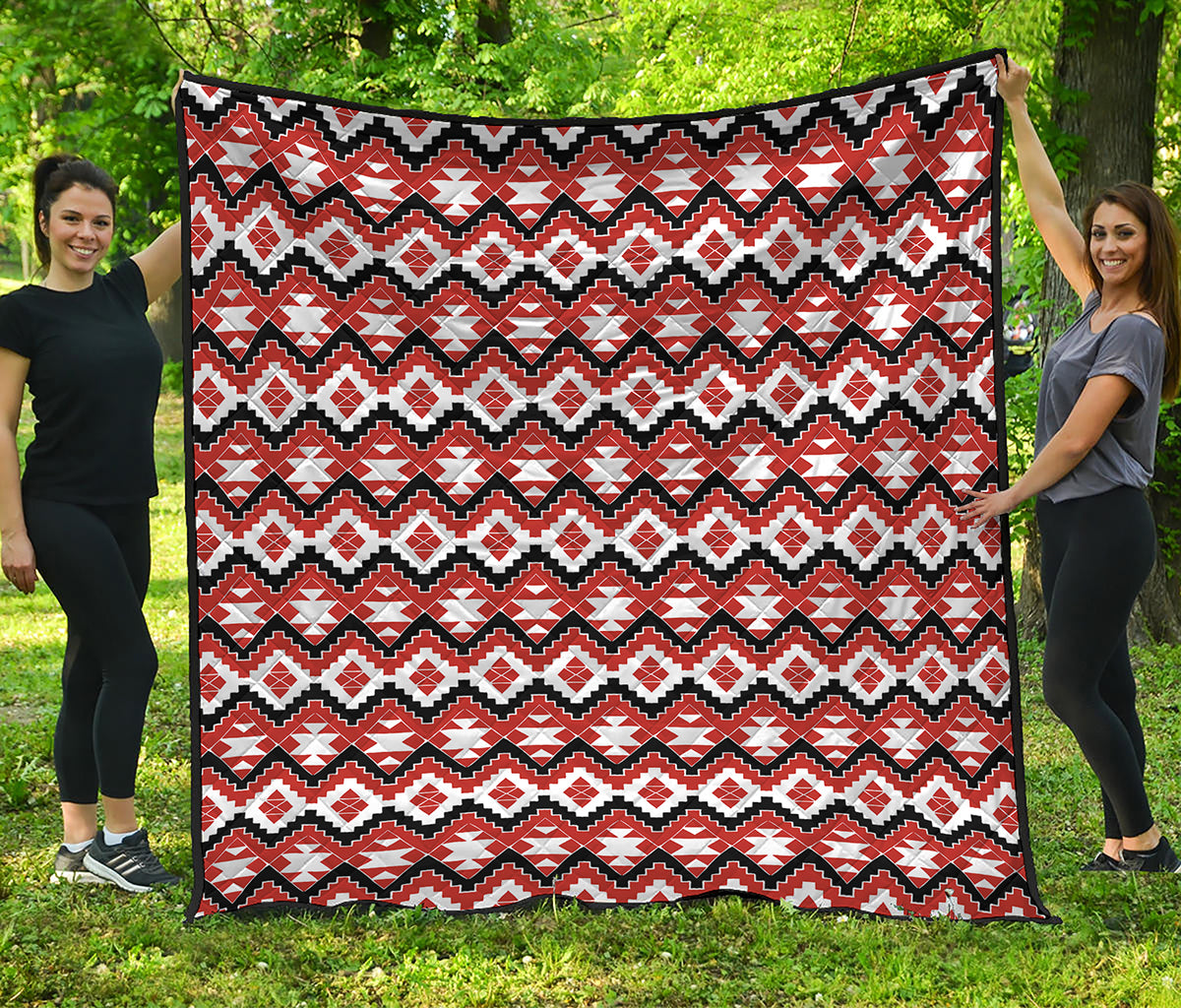 Native American Indian Pattern Print Quilt