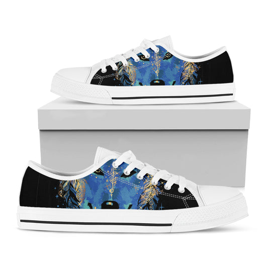 Native American Spiritual Wolf Print White Low Top Shoes