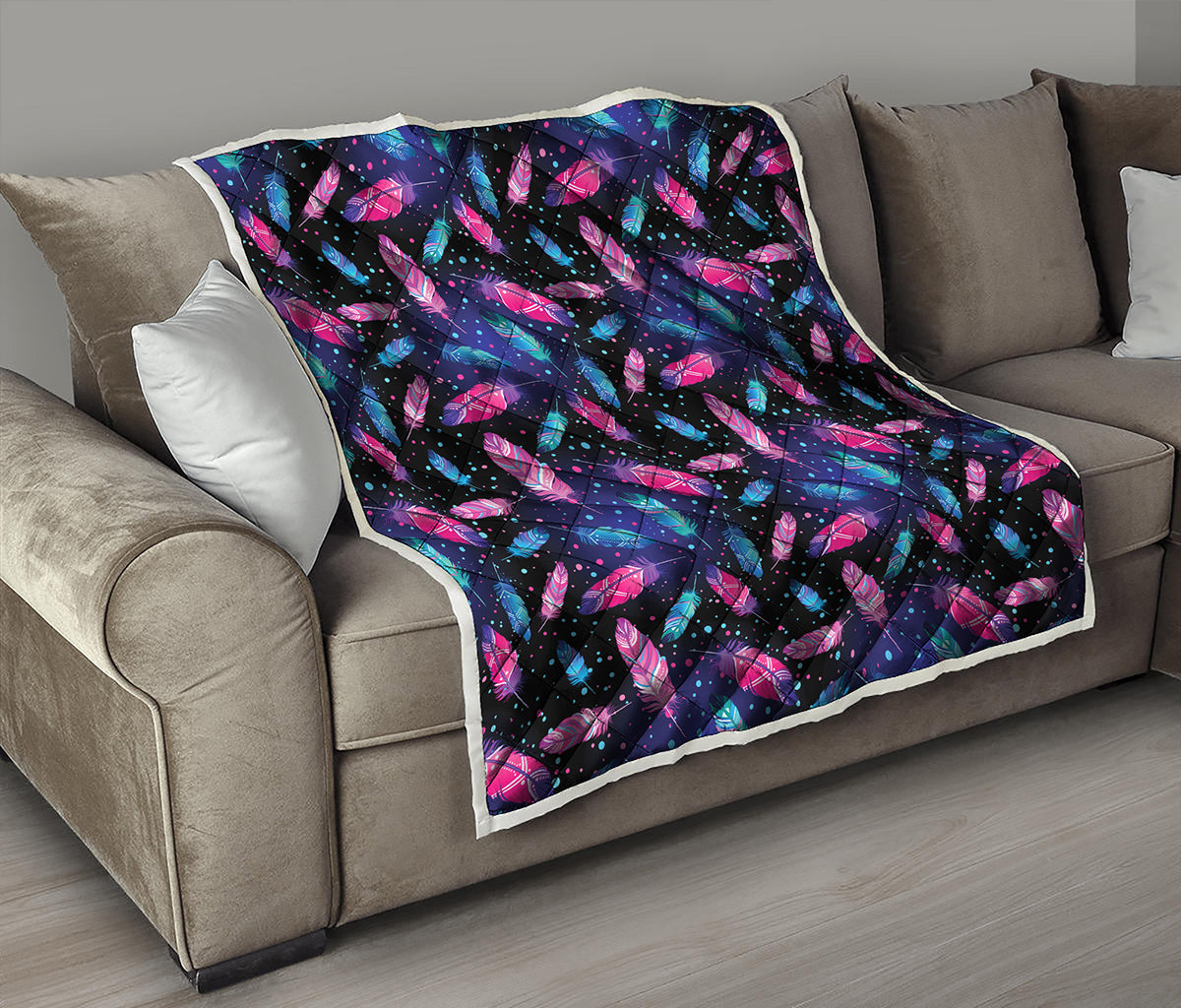 Native Feather Pattern Print Quilt