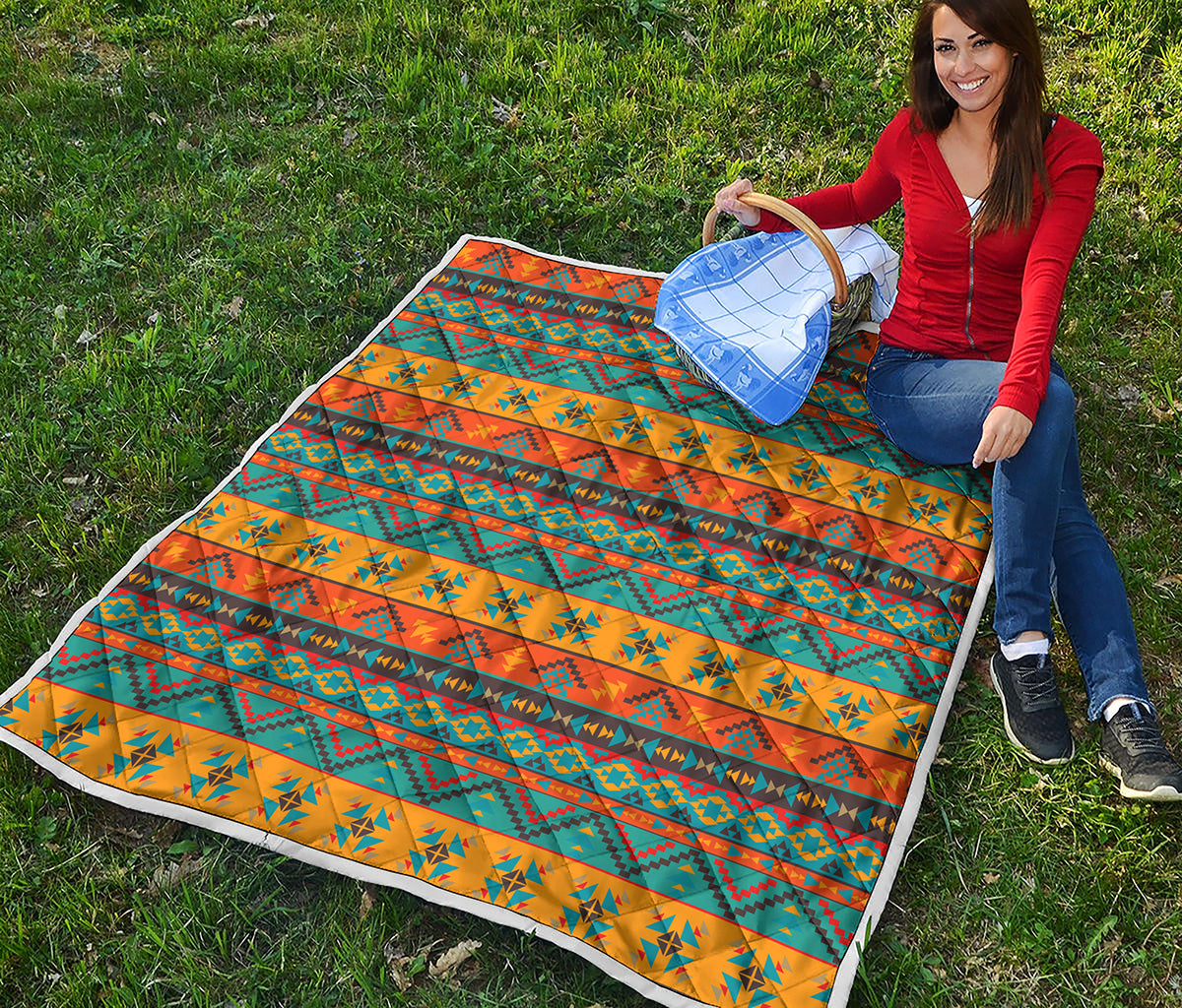 Native Indian Inspired Pattern Print Quilt