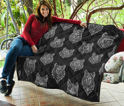 Native Tribal Wolf Pattern Print Quilt