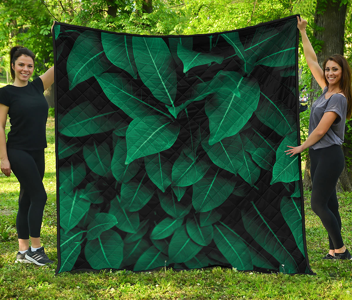 Natural Green Leaf Print Quilt