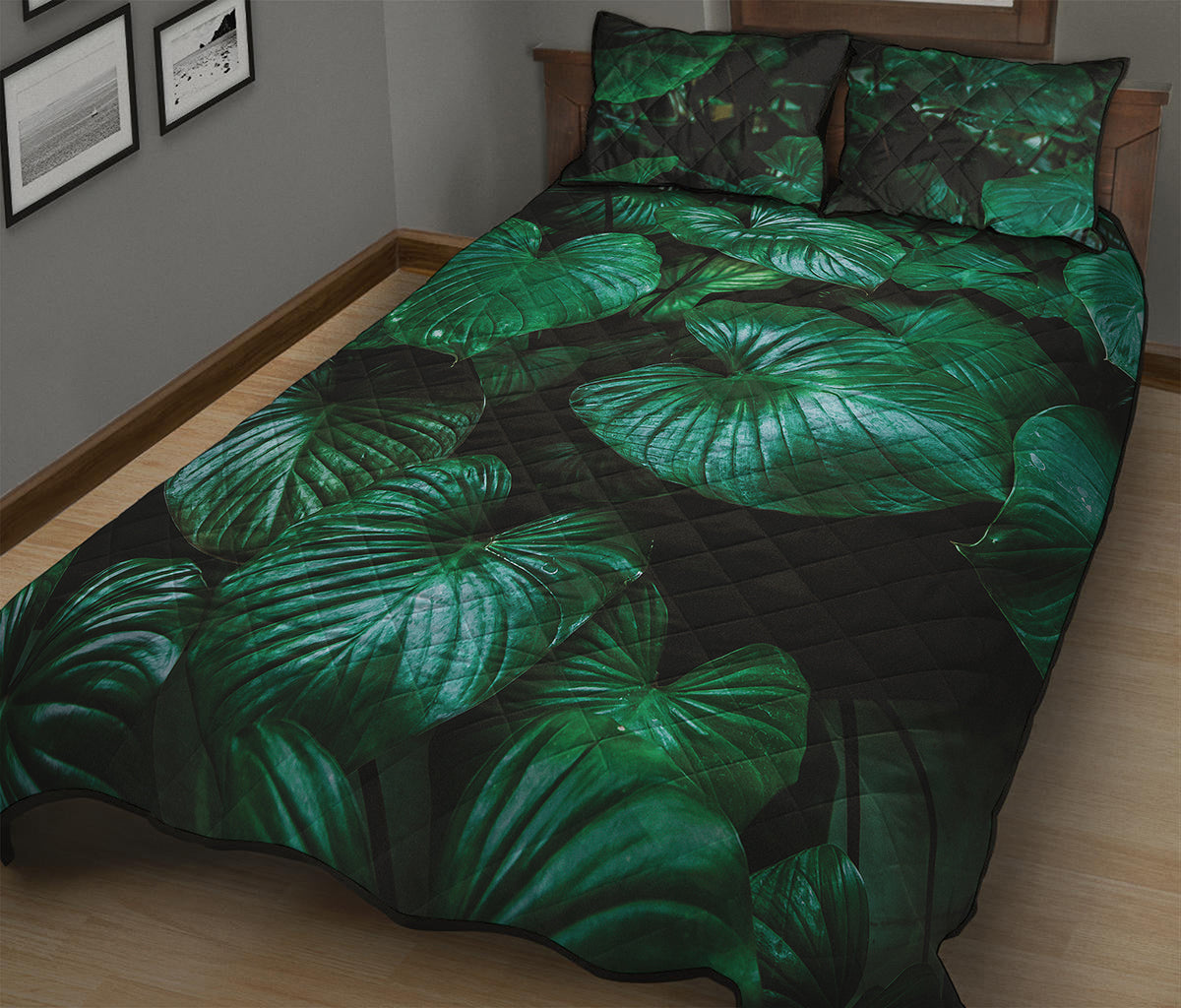 Natural Tropical Leaf Print Quilt Bed Set