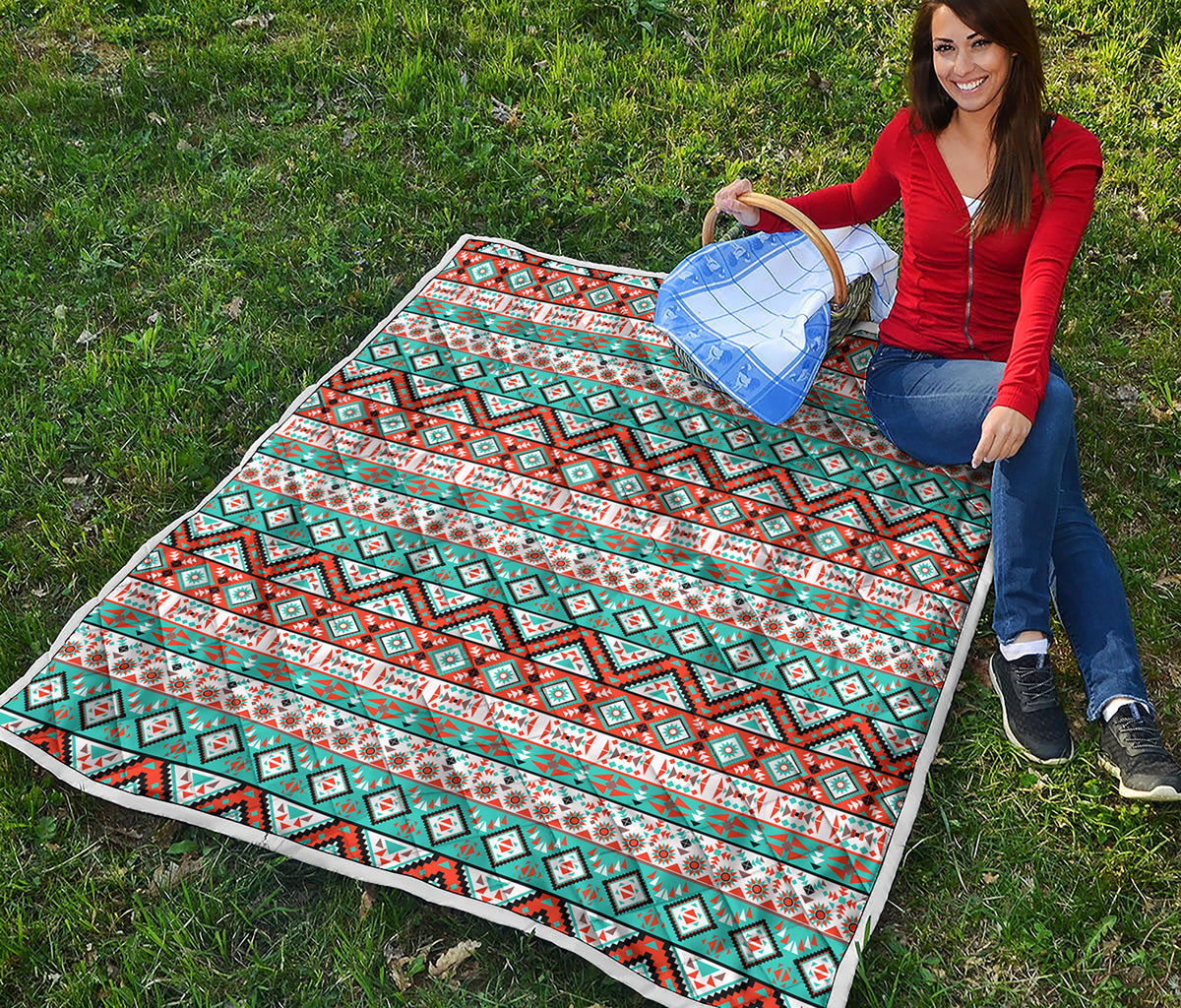 Navajo Geometric Pattern Print Quilt