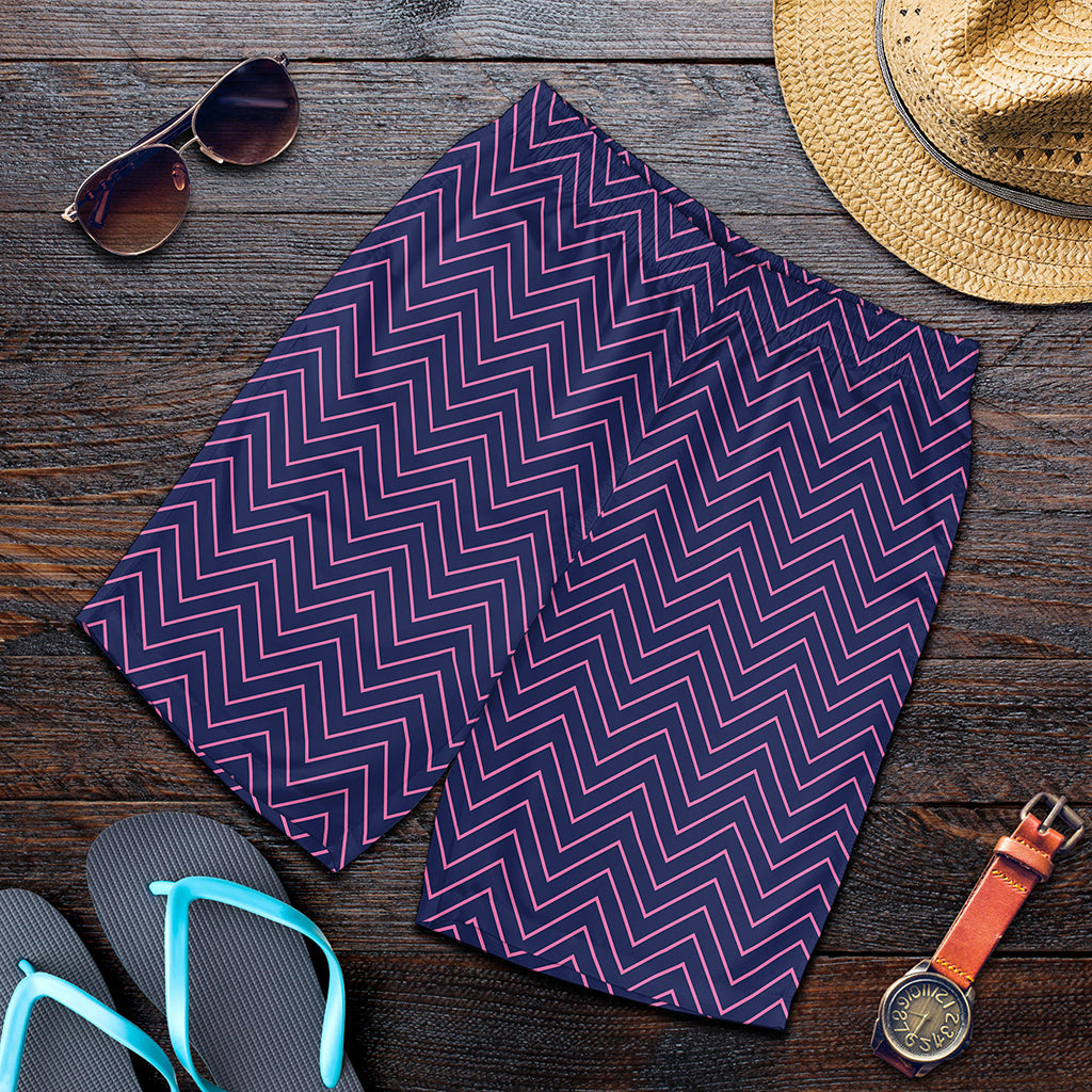 Navy And Pink Zigzag Pattern Print Men's Shorts