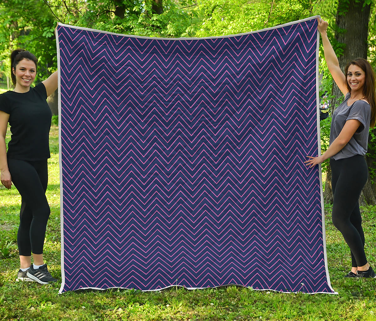 Navy And Pink Zigzag Pattern Print Quilt