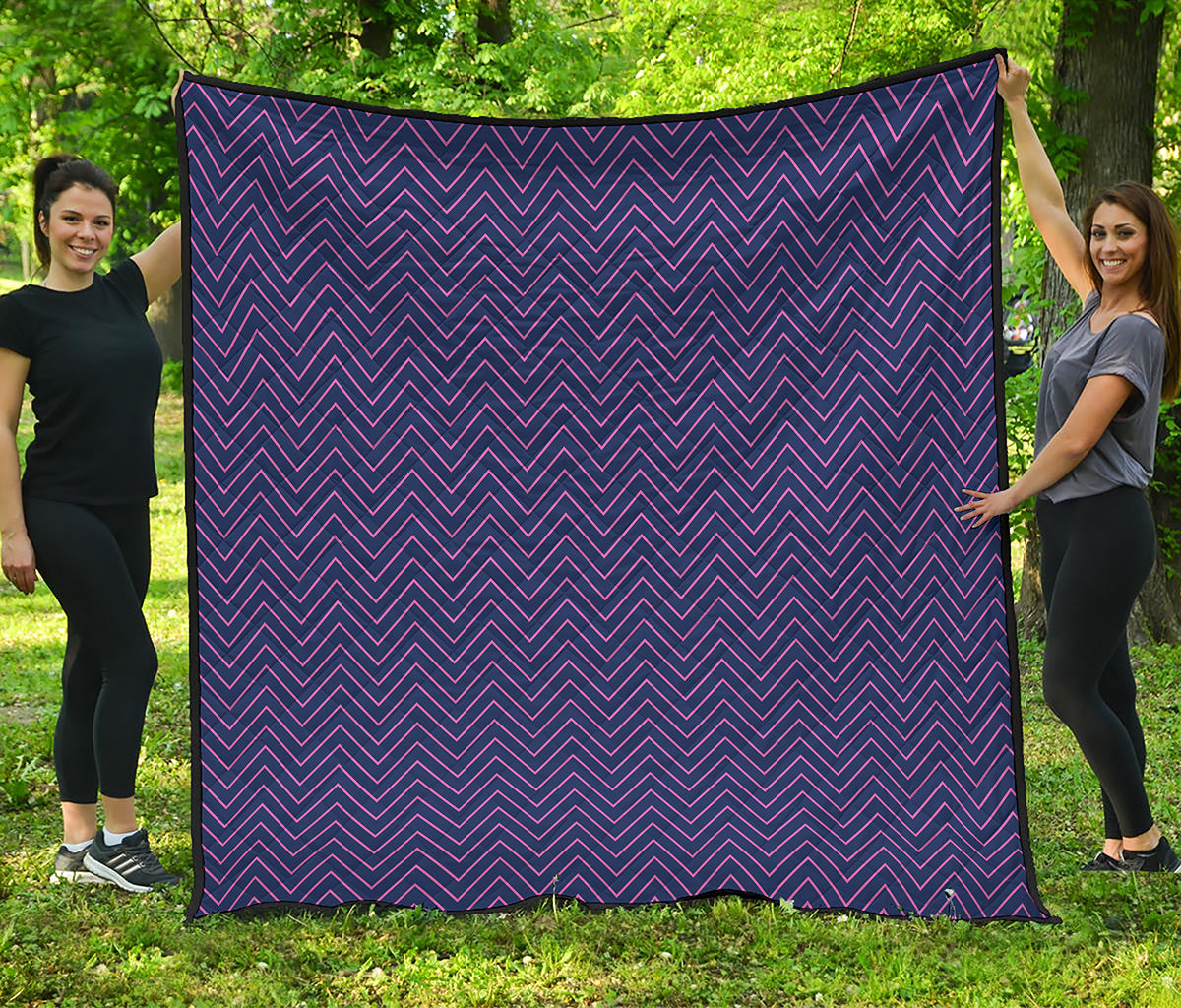 Navy And Pink Zigzag Pattern Print Quilt