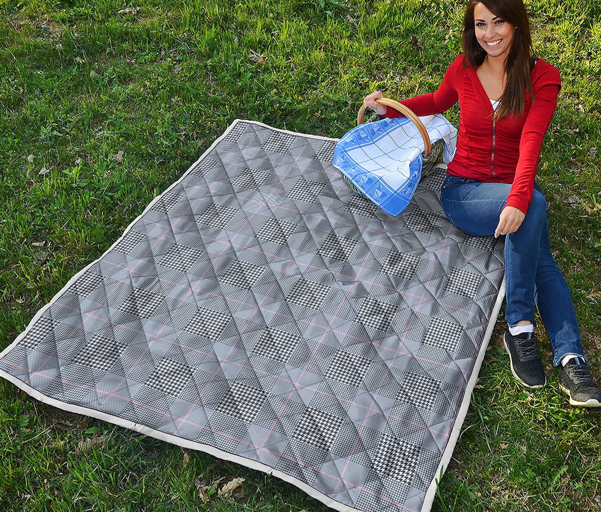 Navy Blue Prince of Wales Check Print Quilt