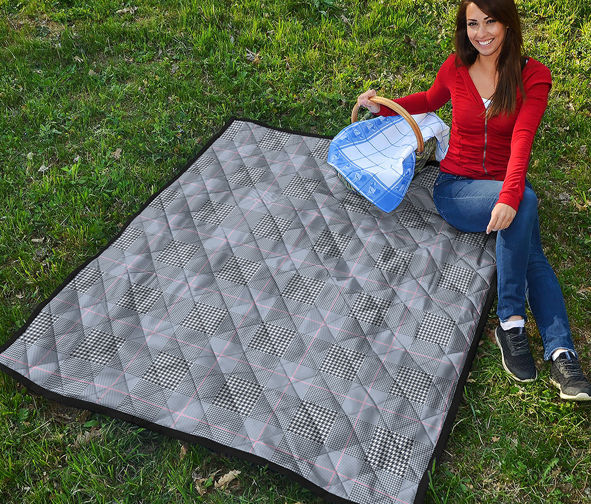 Navy Blue Prince of Wales Check Print Quilt